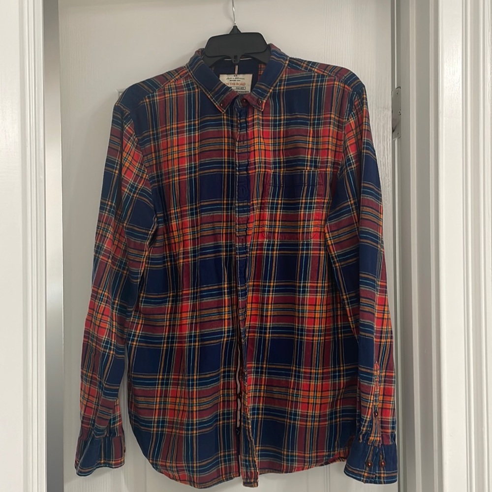 Men’s L slim fit flannel fall colors